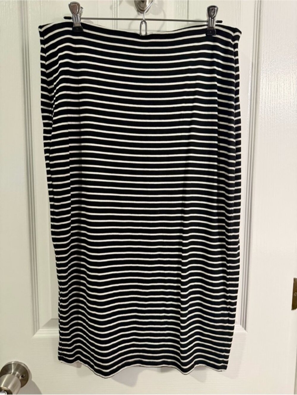 Black and White Striped Pencil Skirt
